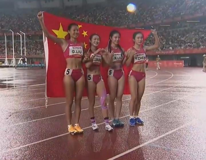 坚持与时俱进图片展示